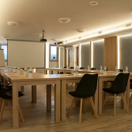 Baltica Nocleg ze śniadaniem 3*